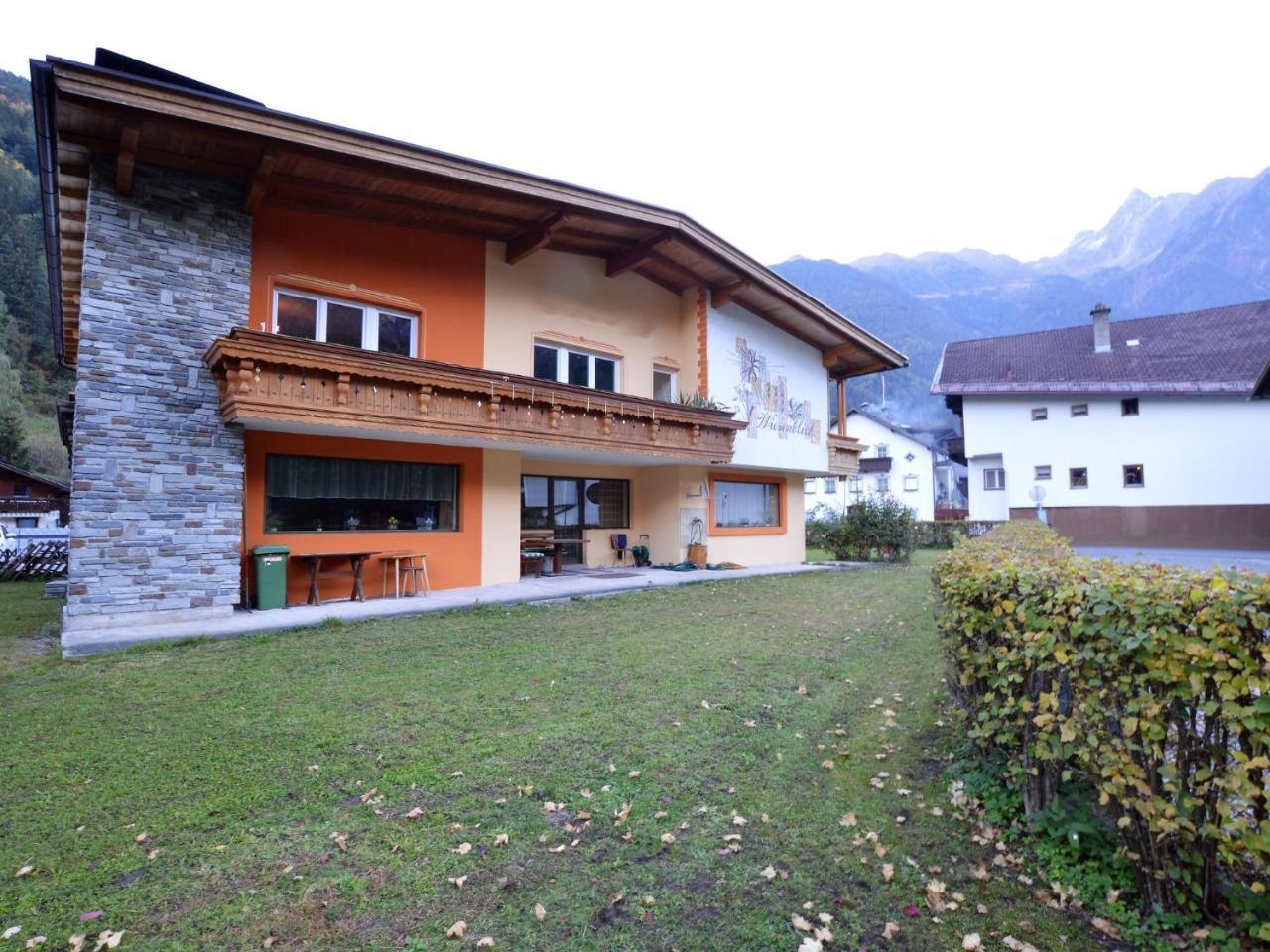 Cozy Apartment In Oetz Close To Ski Area Extérieur photo