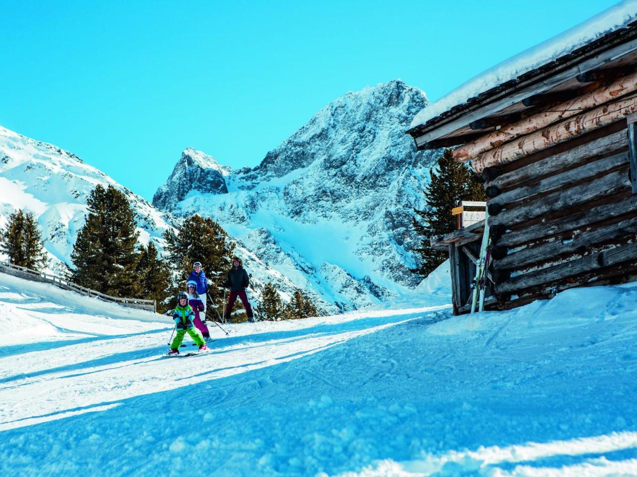 Cozy Apartment In Oetz Close To Ski Area Extérieur photo