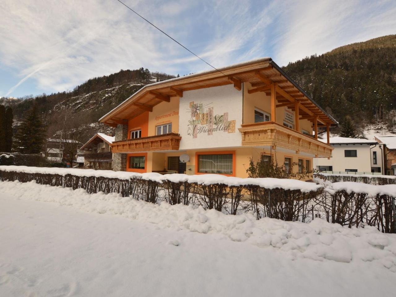 Cozy Apartment In Oetz Close To Ski Area Extérieur photo